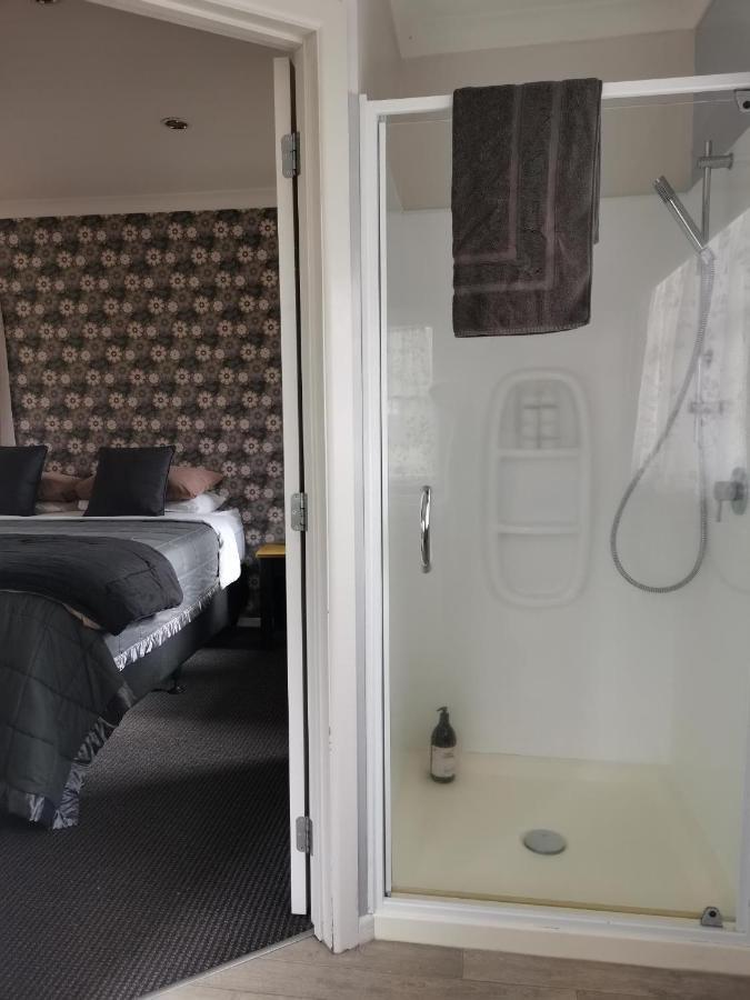 Lavalla Estate Pensjonat Tuakau Zewnętrze zdjęcie